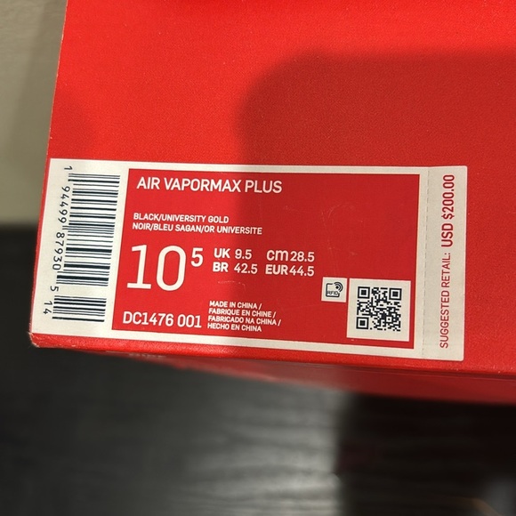 Nike VaporMax Plus in Blue and Red - Picture 9 of 9